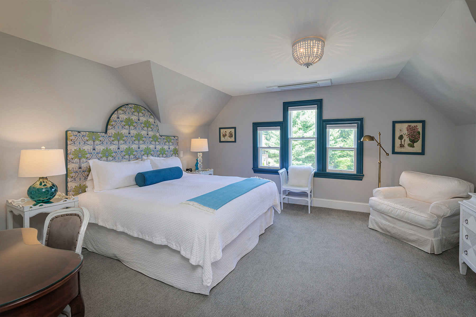 Room 303 — Third Floor King